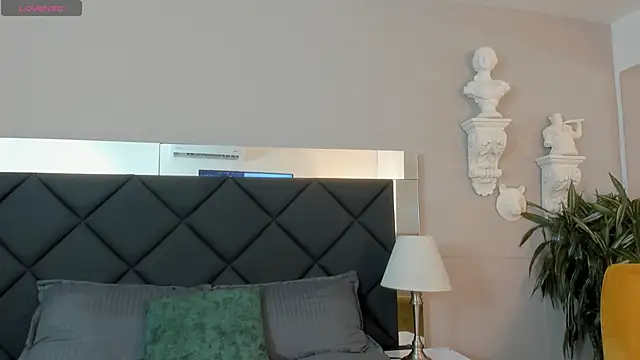 Robin Rief online show from 23, 11, 2025