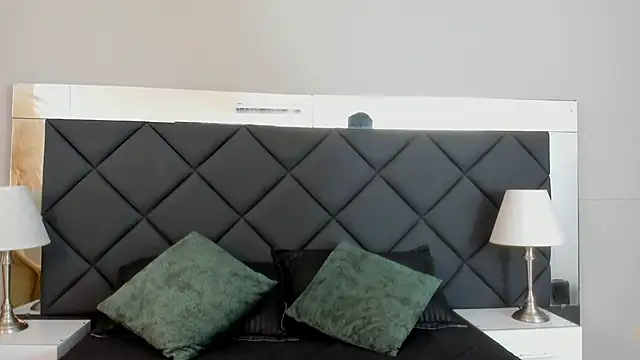 Robin Rief online show from 7, 11, 2025