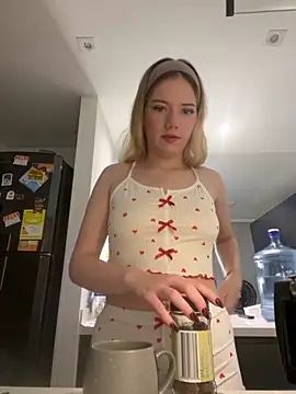 NicoleCut online show from 28, 9, 2025
