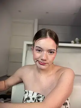 NicoleCut online show from 18, 5, 2026