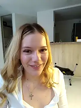 NicoleCut online show from 21, 2, 2025