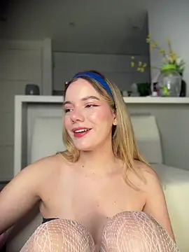 NicoleCut online show from 13, 5, 2026