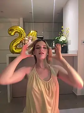 NicoleCut online show from 10, 2, 2026