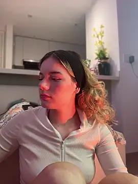 NicoleCut online show from 16, 4, 2026