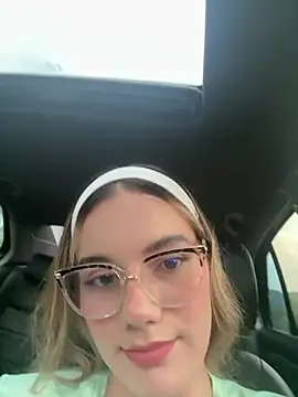 NicoleCut online show from 10, 4, 2026