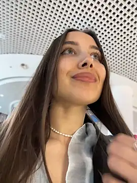 VelvetVixenI online show from 21, 4, 2026