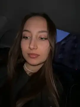 VelvetVixenI online show from 9, 3, 2026