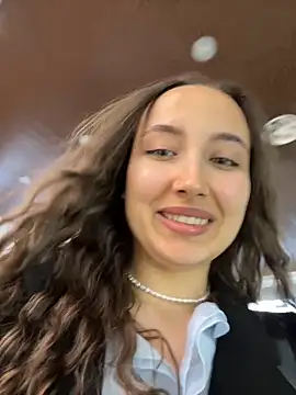 VelvetVixenI online show from 20, 4, 2026