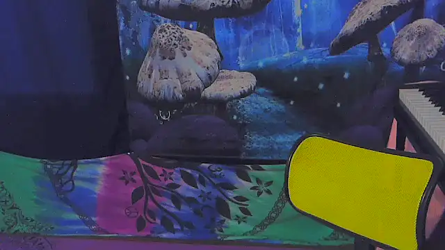  hellostormy  online show from 25, 3, 2026