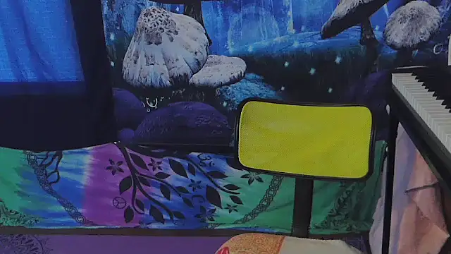  hellostormy  online show from 22, 3, 2026