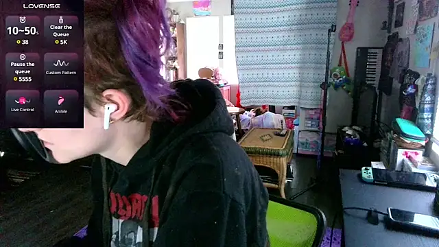  hellostormy  online show from 3, 3, 2025
