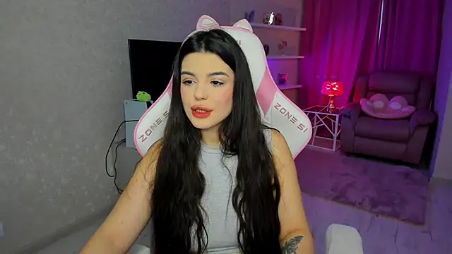 AlluringAriel online show from 5, 4, 2026