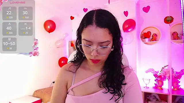 Aurora Brownn online show from 24, 2, 2025