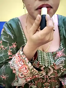 Haniya-143 online show from 2, 10, 2025