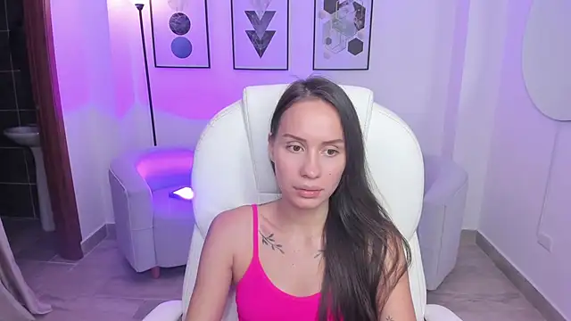 kiim sweett online show from 24, 2, 2025