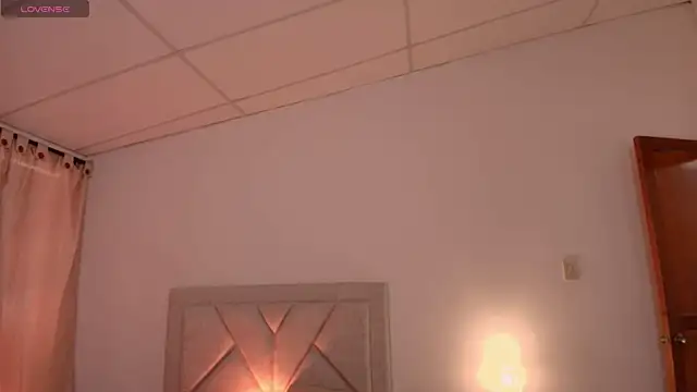 Ariana Pierce online show from 24, 6, 2026