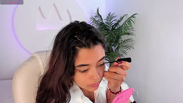 Ariana Pierce online show from 25, 10, 2025