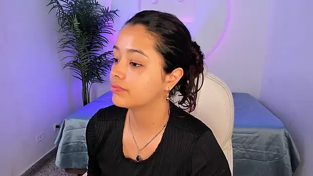 Ariana Pierce online show from 20, 12, 2025