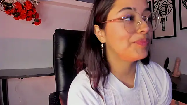 Ariana Pierce online show from 29, 1, 2025