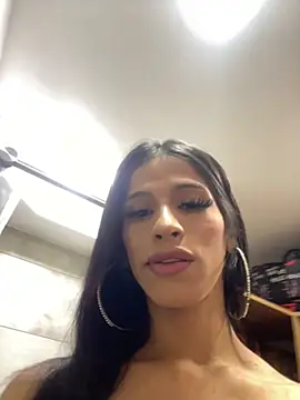 Nicol ofi24 online show from 20, 10, 2025