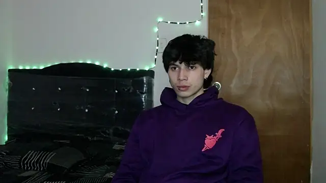 pervertsteens3 online show from 11, 11, 2025