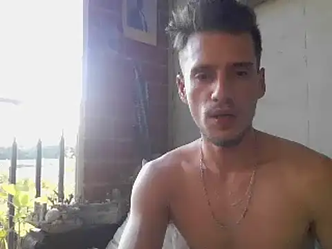 roystonee10 online show from 17, 1, 2025