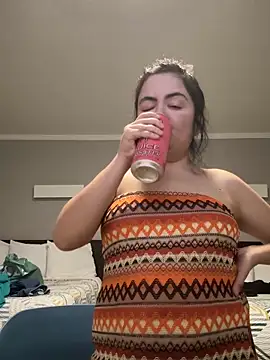 Snapshot of littlemissbabycakes chatting on 6, 2, 2026 littlemissbabycakes online show from 6, 2, 2026