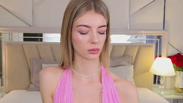 MeganMour online show from 6, 3, 2026