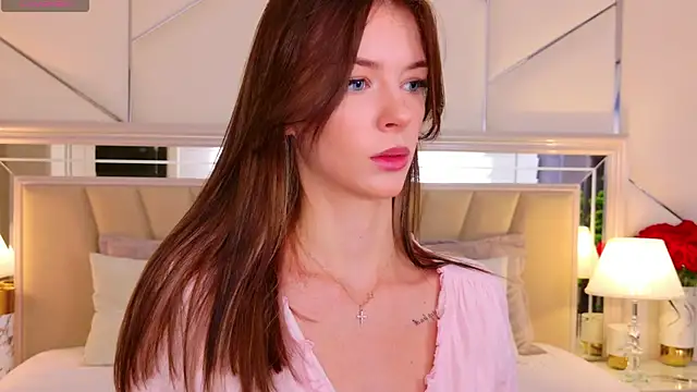 Snapshot of MeganMour chatting on 10, 10, 2025 MeganMour online show from 10, 10, 2025