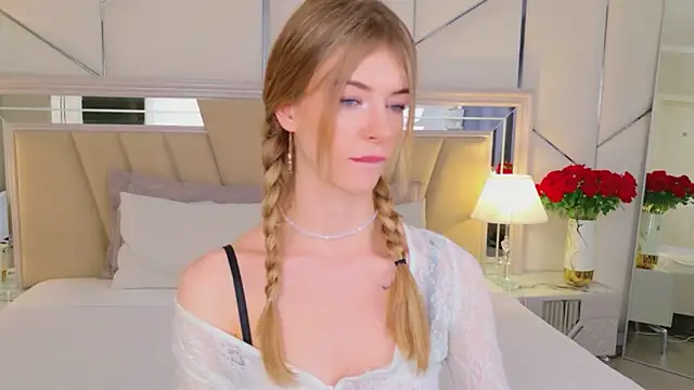 MeganMour online show from 17, 3, 2026