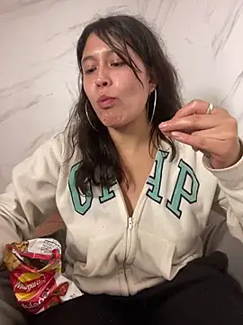 mariana 21x online show from 6, 3, 2025
