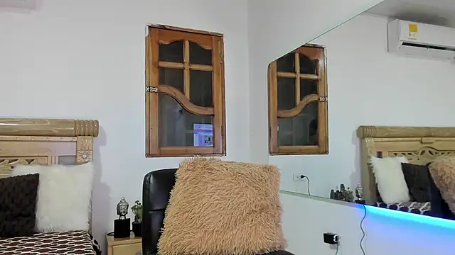 oriana faddila online show from 2, 3, 2026