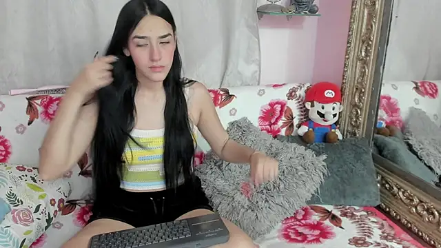 oriana faddila online show from 15, 3, 2025