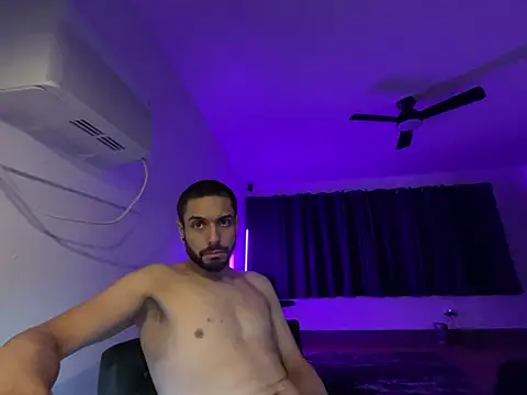 DerekPerez2025 online show from 18, 1, 2025