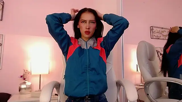 sara17  online show from 5, 11, 2025