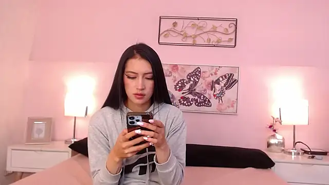 sara17  online show from 19, 10, 2025