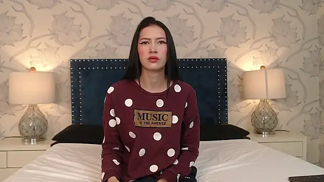 sara17  online show from 22, 9, 2025