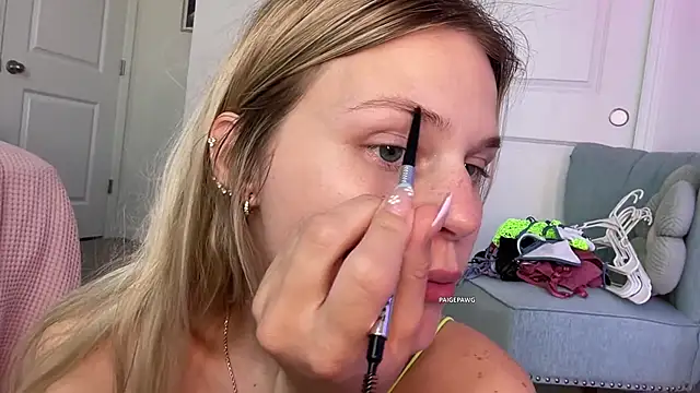 PaigePawg online show from 23, 4, 2026