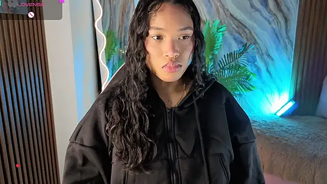 penelope tay1 online show from 5, 6, 2026