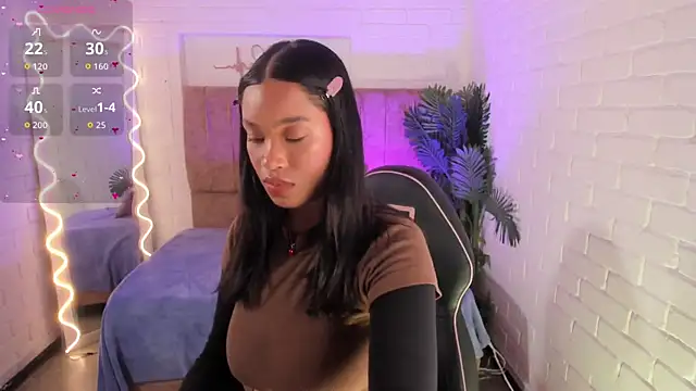 Snapshot of penelope_tay1 chatting on 11, 10, 2025 penelope tay1 online show from 11, 10, 2025