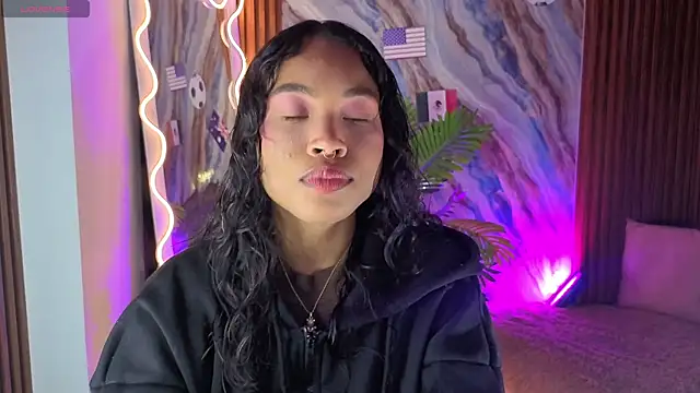 penelope tay1 online show from 30, 6, 2026