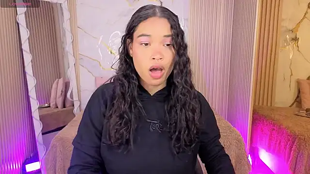 penelope tay1 online show from 20, 4, 2026