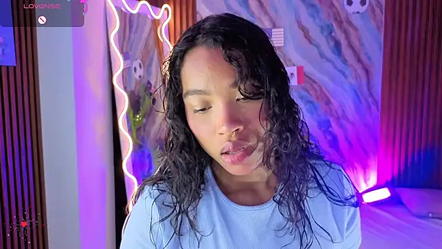 penelope tay1 online show from 7, 7, 2026