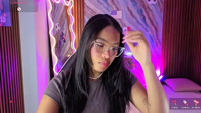 penelope tay1 online show from 18, 7, 2026