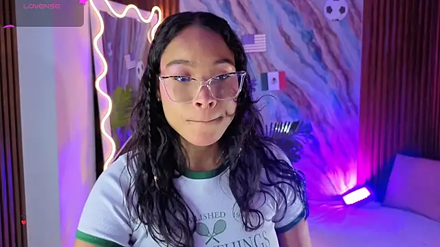 penelope tay1 online show from 4, 7, 2026