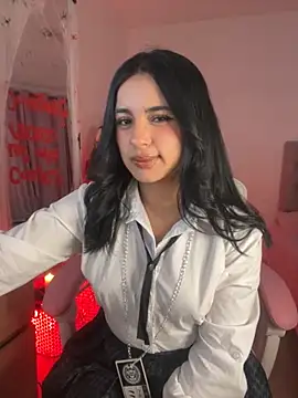 Snapshot of Emily-14 chatting on 22, 10, 2025 Emily-14 online show from 22, 10, 2025