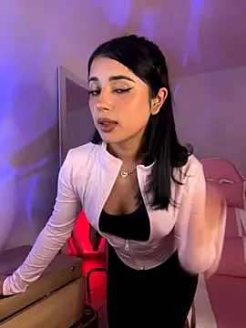 Snapshot of Emily-14 chatting on 30, 9, 2025 Emily-14 online show from 30, 9, 2025