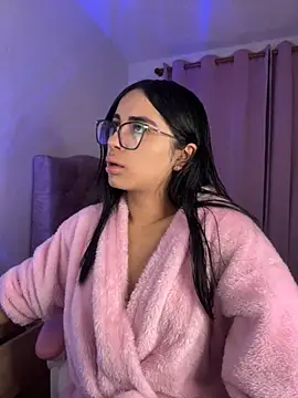 Snapshot of Emily-14 chatting on 3, 12, 2025 Emily-14 online show from 3, 12, 2025