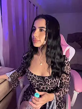 Emily-14 online show from 28, 7, 2026