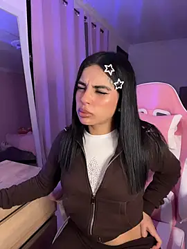 Emily-14 online show from 21, 6, 2026